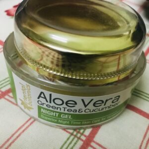 Aloe Vera & Green Tea Gel