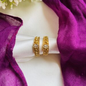 Kemp Stone Toe Rings