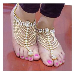Stone Studded Toe Rings